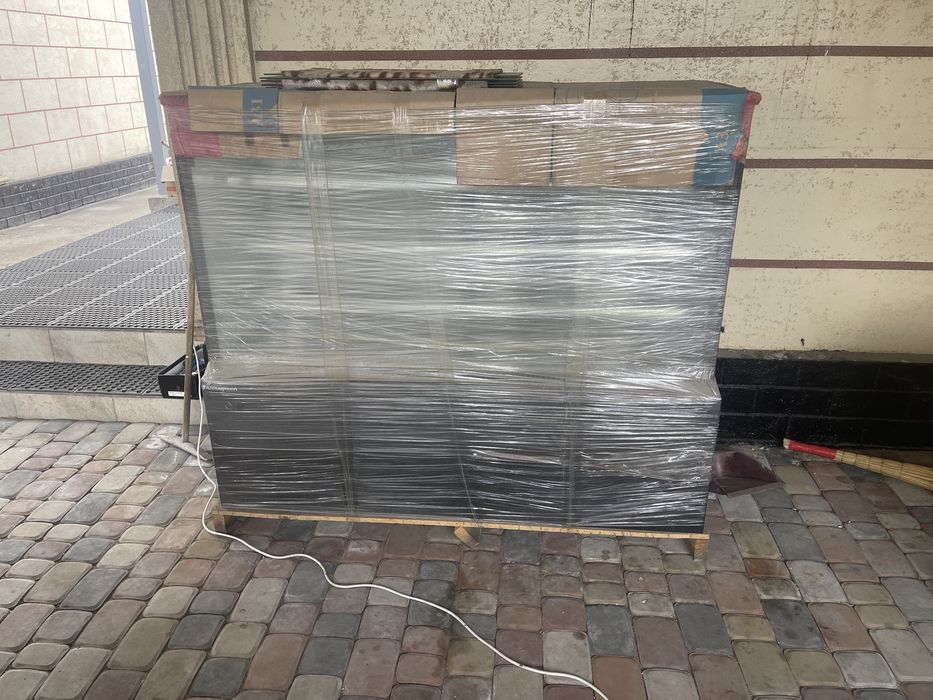 Кондитерский ветринный холодилник