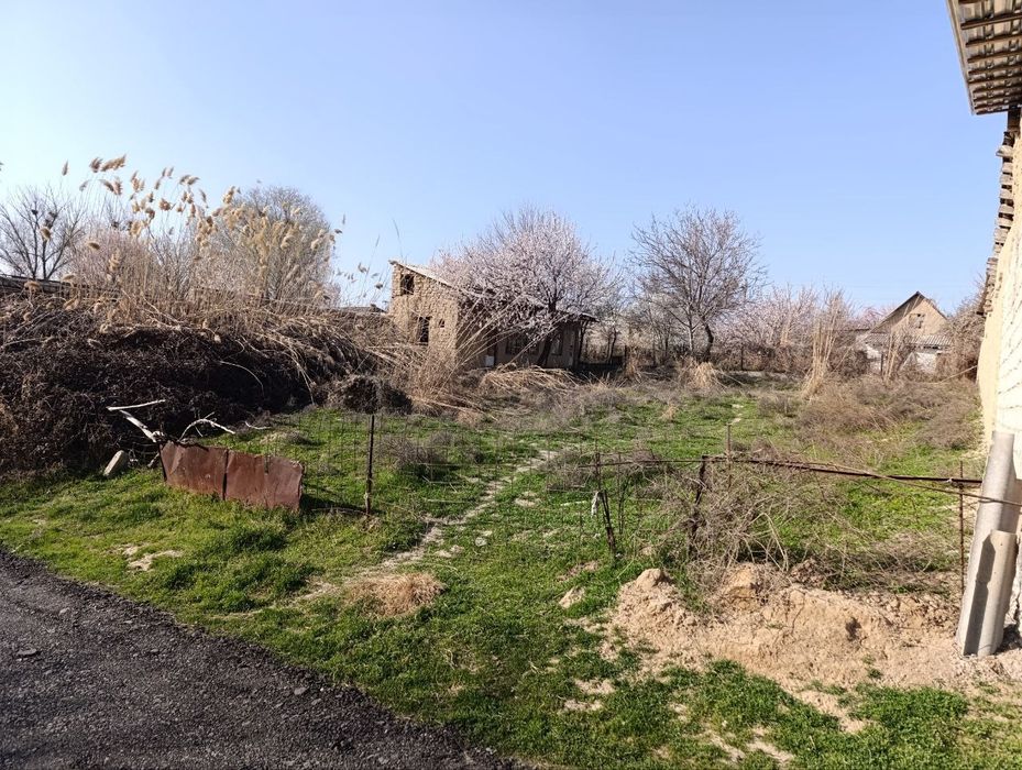 Назарбек текстилда 7 сотих ер сотилади