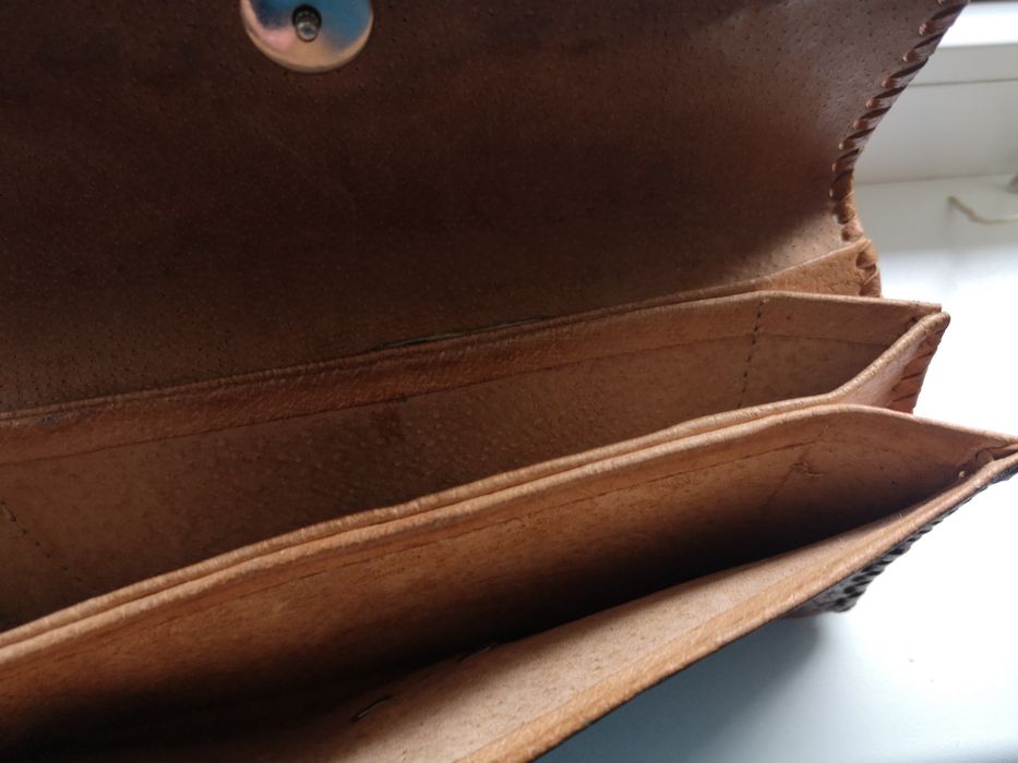 Продавам дамски чанти тип плик