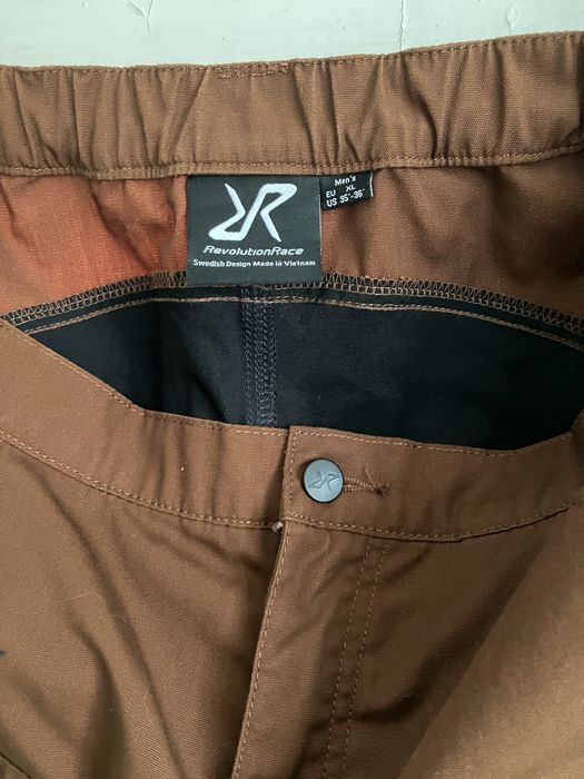 Pantaloni RevolutionRace