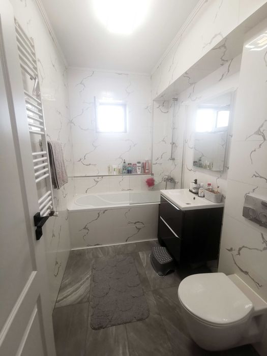 Apartament 3 camere, decomandat – Ovidiu Sud, Vând direct de la proprietar