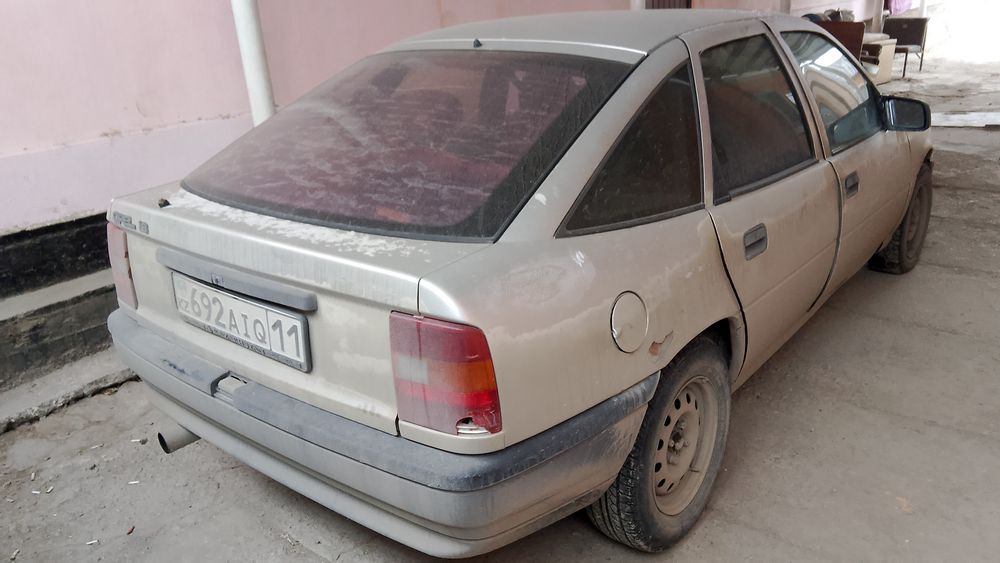 Опел Вектра 1,8 автомат