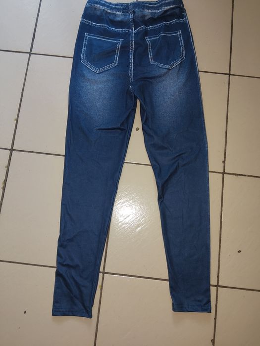 Хубави дамски клинове имитация на дьнки  15€ бройката