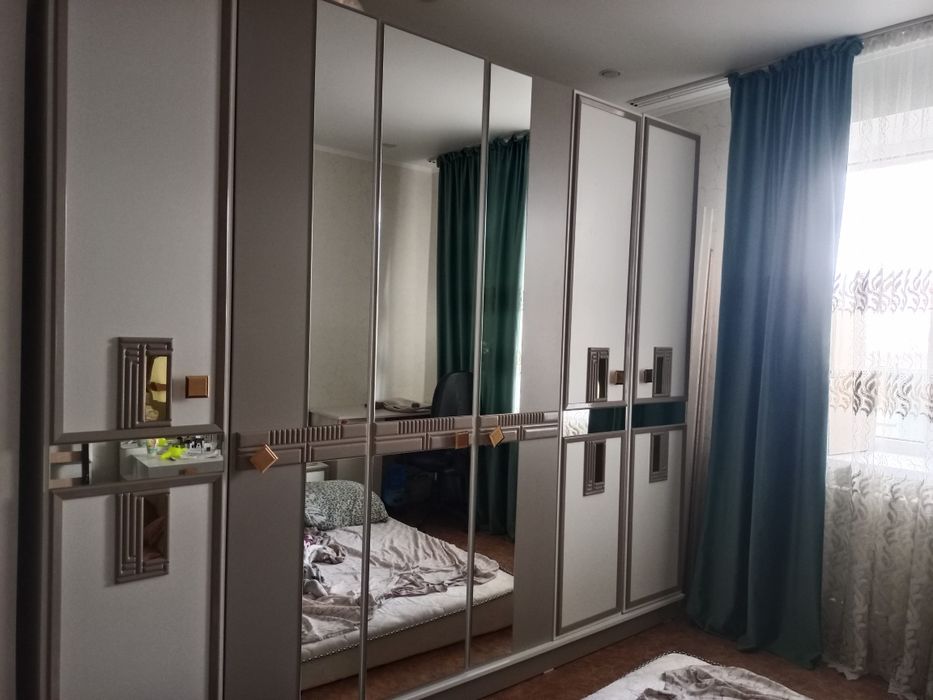 Спальный гарнитур