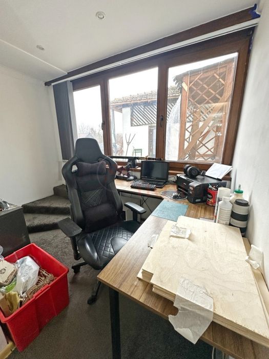 Продажба Къща гр. Павликени - с. Горна Липница 120m² и двор 2000m²