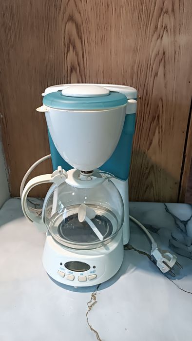 Продам кофеварку