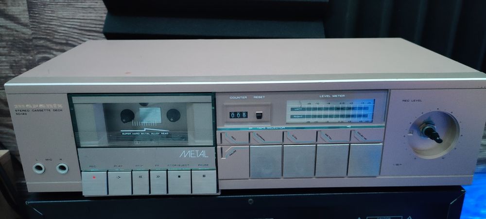 Дек Marantz SD 140
