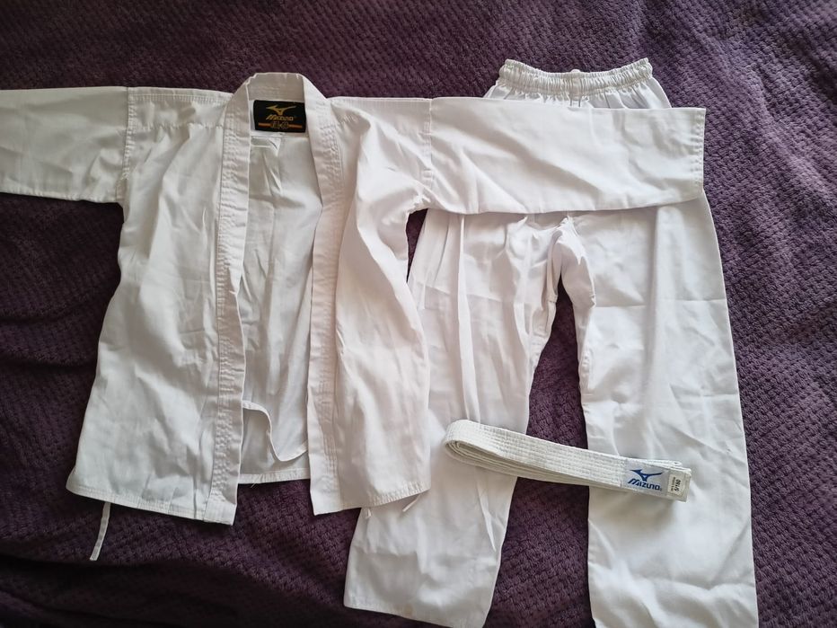 Кимоно для каратэ - комплект.