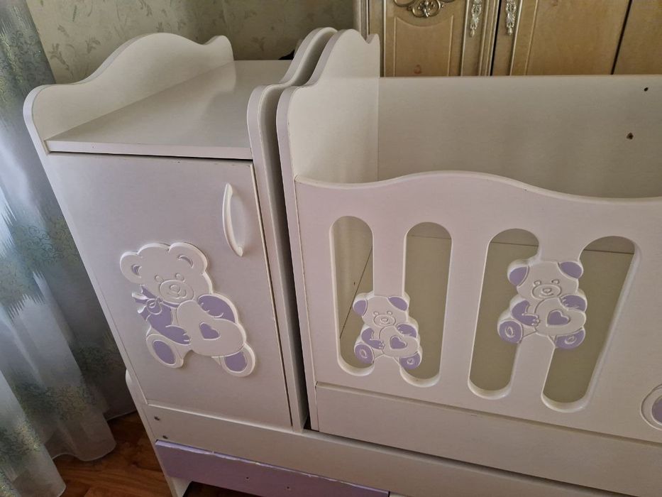 Детская кроватка сотилади