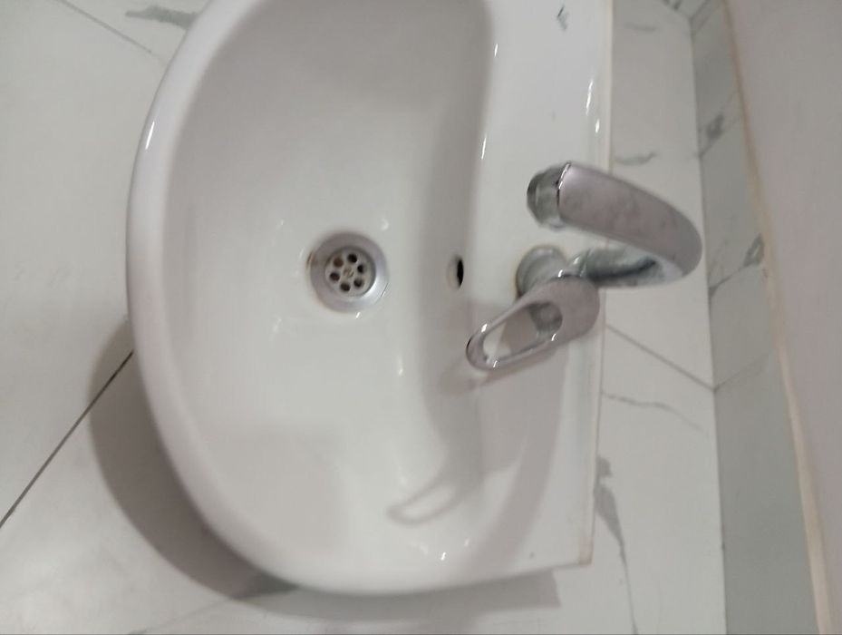 Rakovina sotiladi !!! Shnurlari bilan birga !!! Holati yaxshi