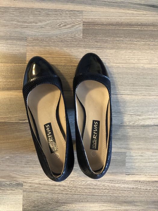 Черни елегантни обувки