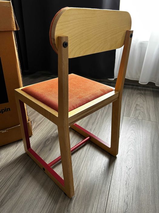 Scaun lemn tapitat copii SPIN Loop 4 ani+, rosu/orange, nou in cutie