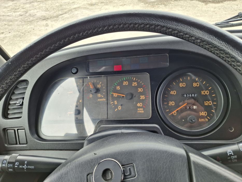 Isuzu sotiladi FWR 33