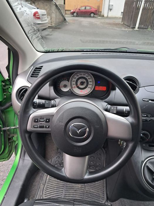 Mazda 2 // 1.3 benzina // An 2010 // 119.520KM