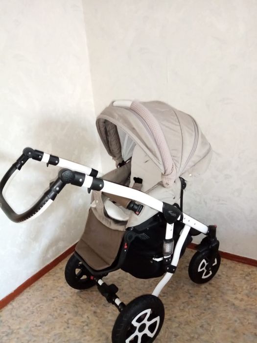 Продается коляска adamex 3в1