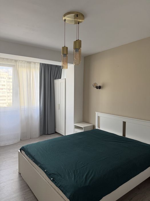 Vand apartament 3 camere obor stefan cel mare