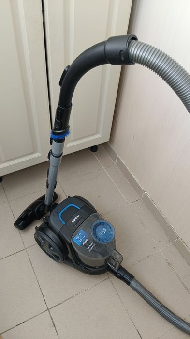 Пылесос Philips 1800w fc9350-01