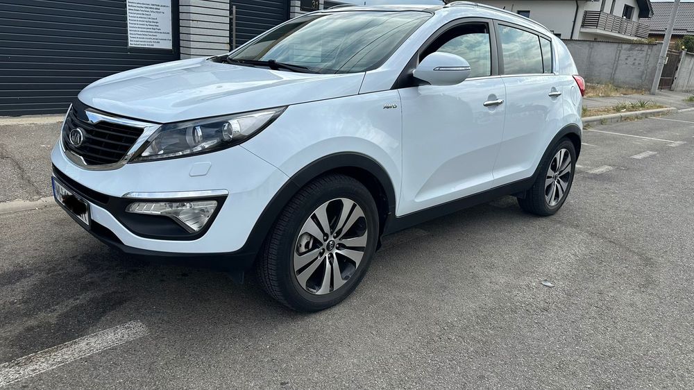 KIA Sportage 2011 — imagine 2