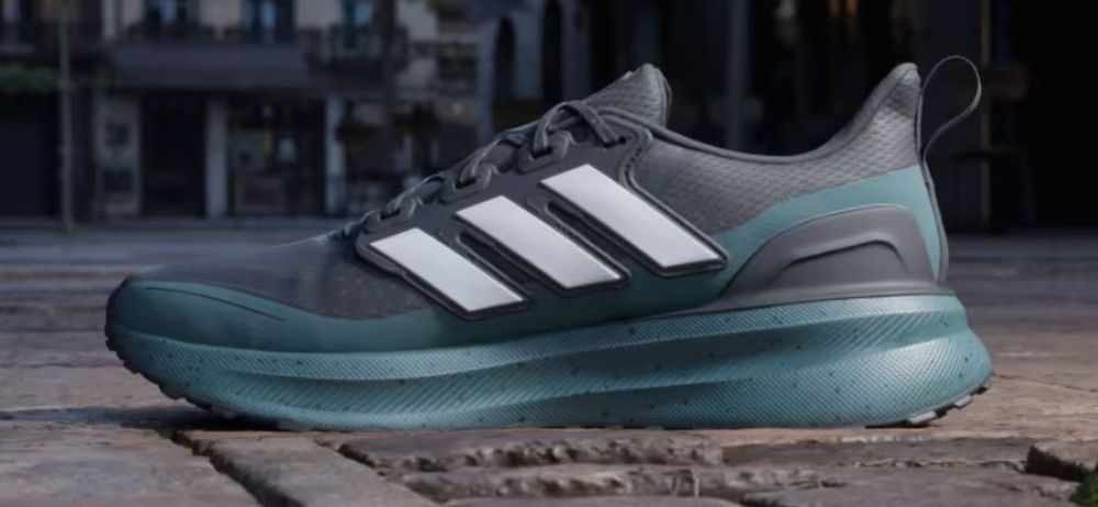 Продаются adidas мужские кроссовки