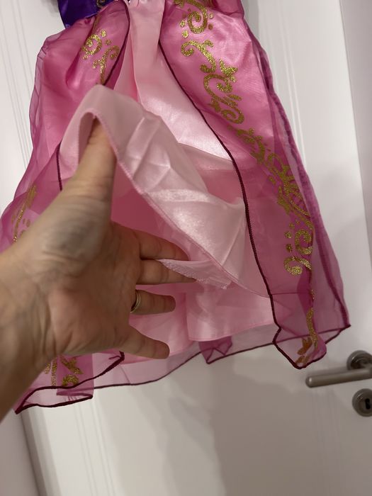 Rochie printesa Rapunzel Halloween fete 6 ani