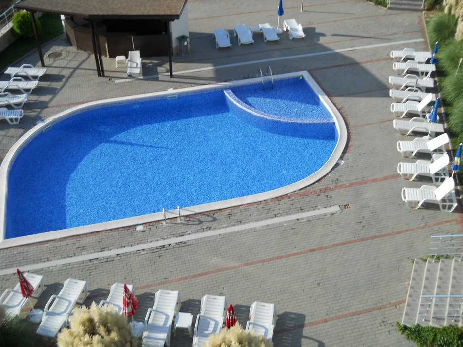 Под наем апартамент с две стаи в Свети Влас Целогодишно