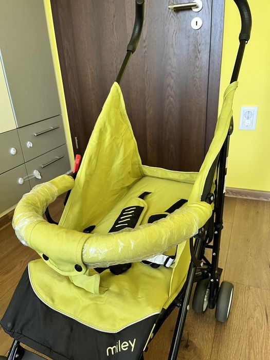 Детска количка тип чадър Chipolino