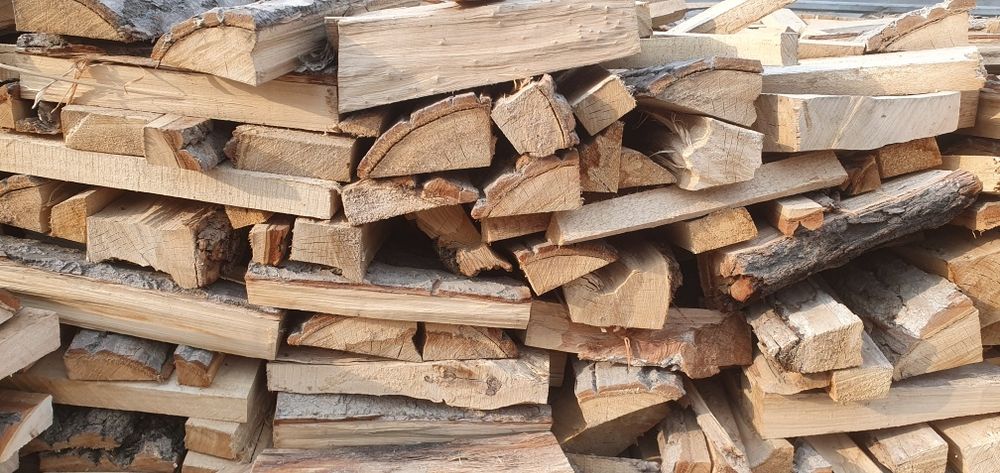 Продам сухие дрова и горбыль