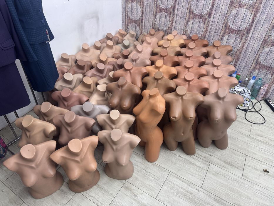 Busturi , bust dama, manechin