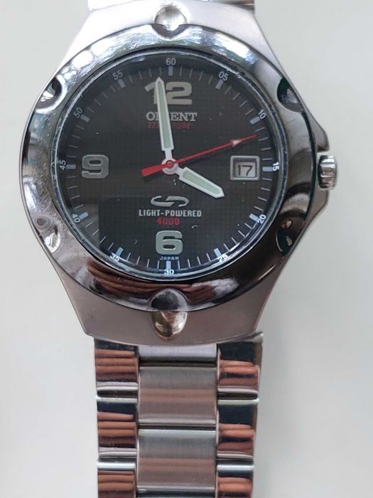 Продам часы пр-во Япония, оригинал.