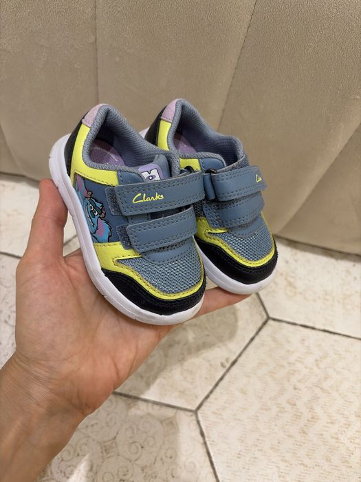 Кроссовки детские Clarks