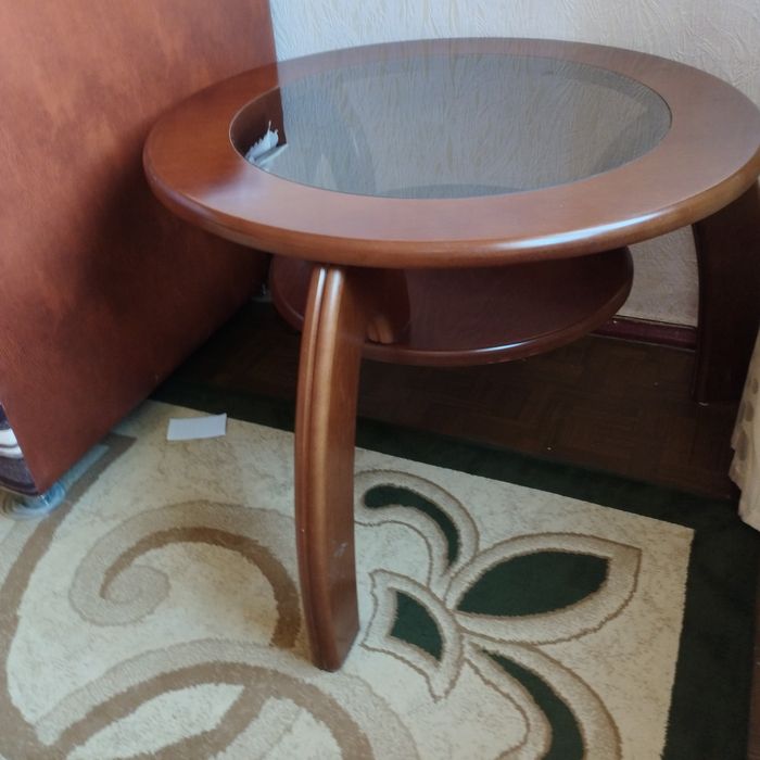 Журнальный столик