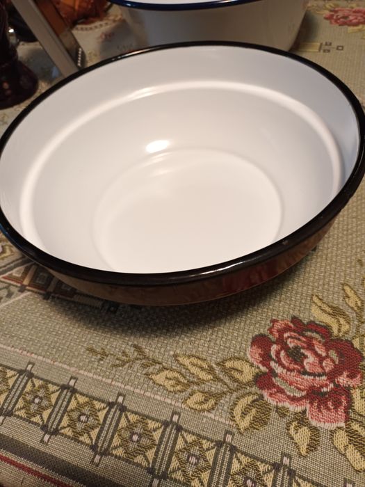 Vase de bucătărie, noi!