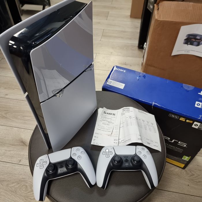 Amanet F28: Consola Playstation PS5 Slim Digital edition factura Altex