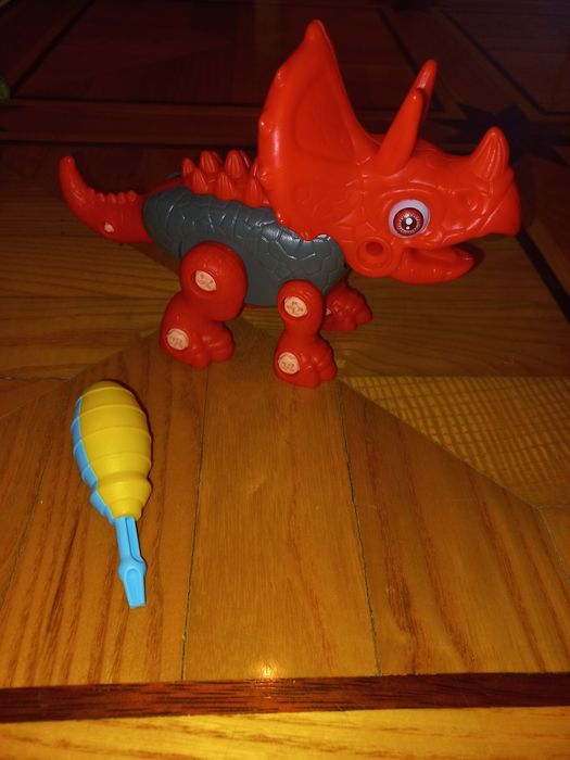 Продам игрушки конструкторы