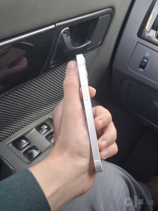 iPhone 12 mini ochilmagan