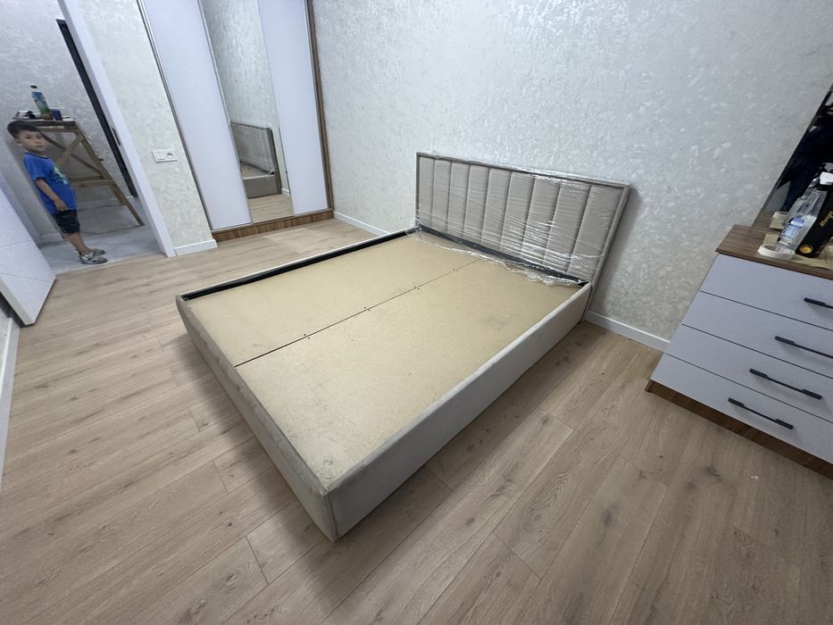 Кровать двухспальный