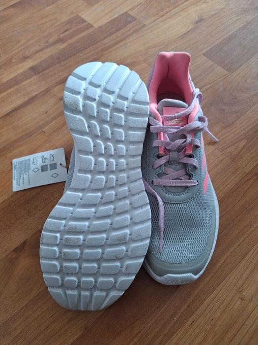 Нови Дамски Adidas