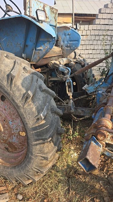 МТЗ 80 трактор сотилади нахаду юурп турган тирактир