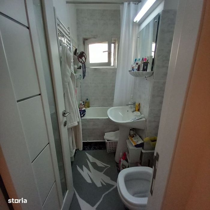 Apartament 2 camere semi, 39 mp, zona Craiovita - Scoala 30