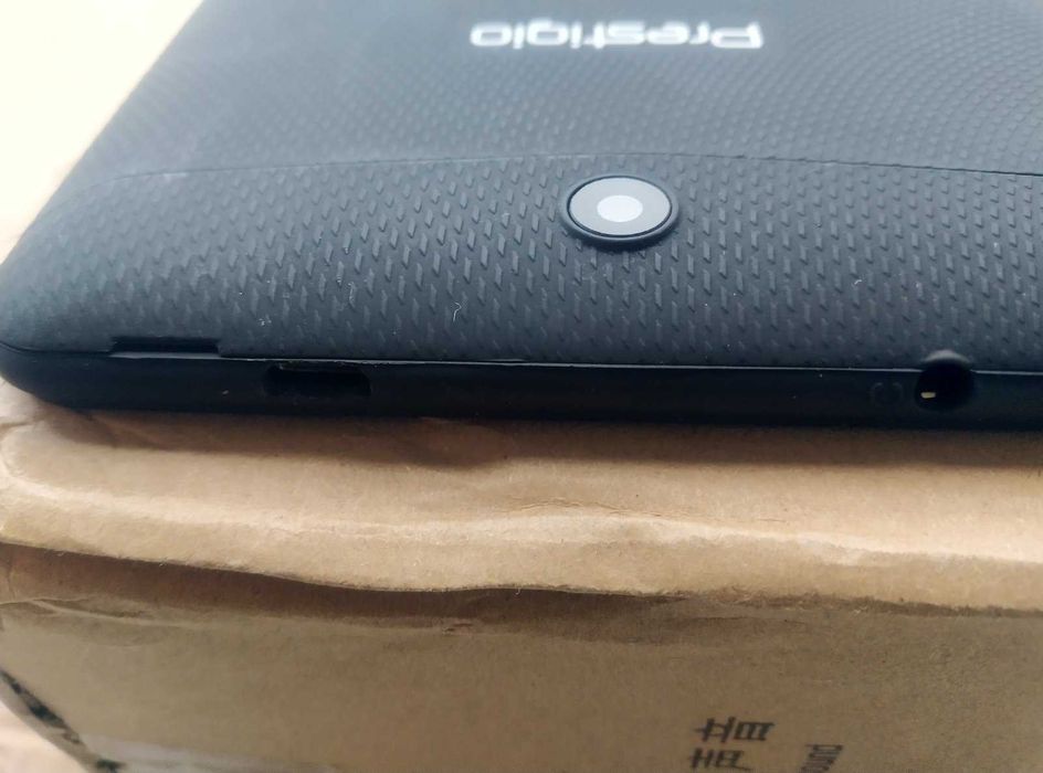 Таблет Prestigio pmt 4137_4G_D Quad-Core, 7" 1GB RAM 16GB 4G Черен