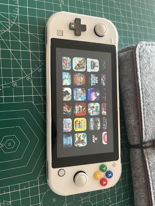 Nintendo Switch Lite (Modat)