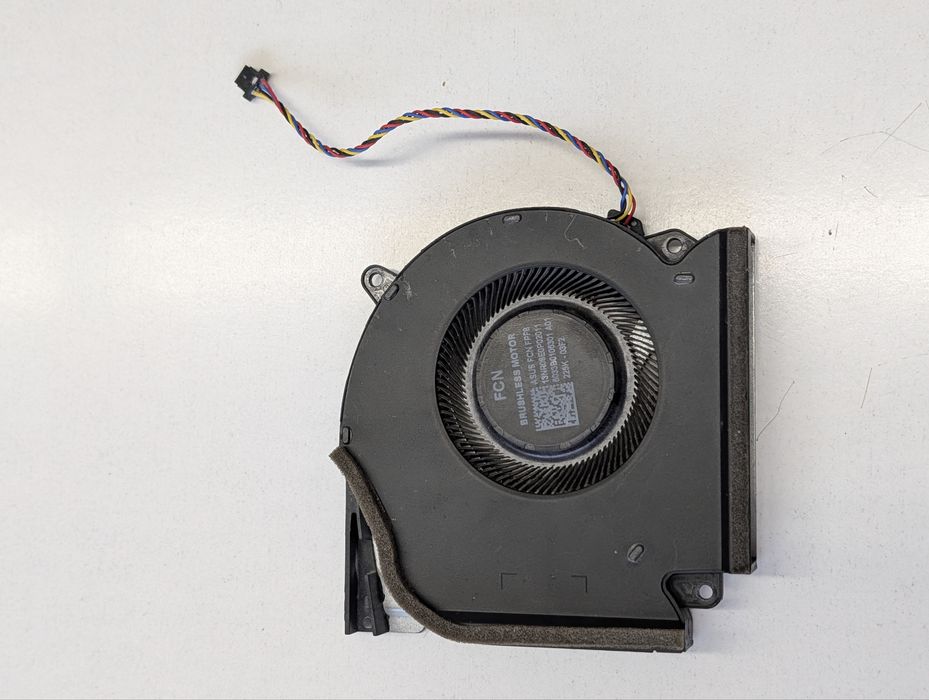Dezmembrez / Piese ASUS ROG Strix SCAR 17 G733ZW (G733) – Carcasă, Răcire, Display
