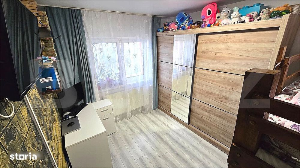 Apartament de vanzare, decomandat, 45 mp utili, 2 balcoane, loc de par