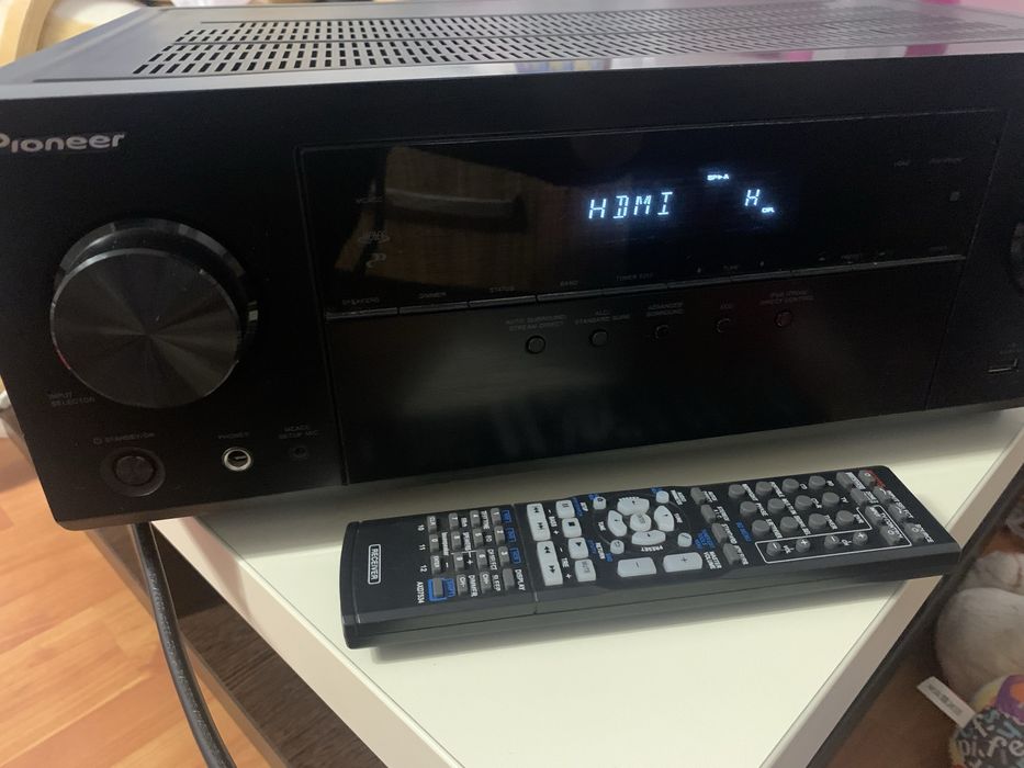Amplificator pionner cu telecomanda