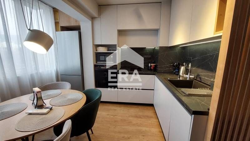 Дава се под наем Двустаен апартамент в Варна, Чайка - 60 кв.м за 797.64 € - Снимка #3
