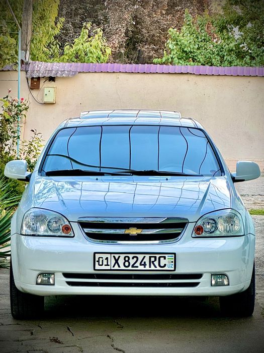 Lacetti 1.8  avtomat 2010