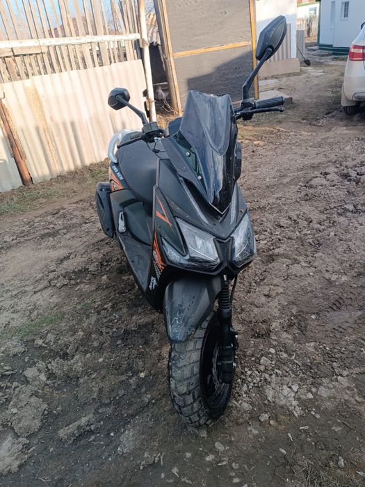 скутер ABS Moto Tourist