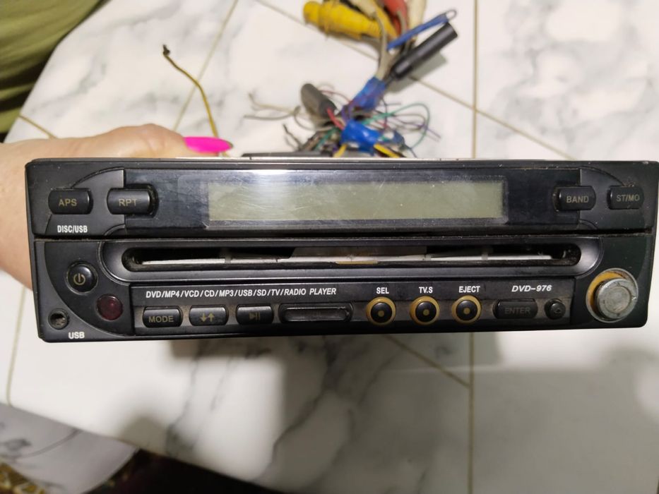 Магнитола от Митсубиси ( автомагнитола )