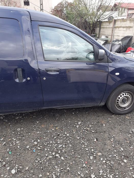 Ușă fata,oglinda stanga sau dreapta bara stop Dacia Lodgy Dokker