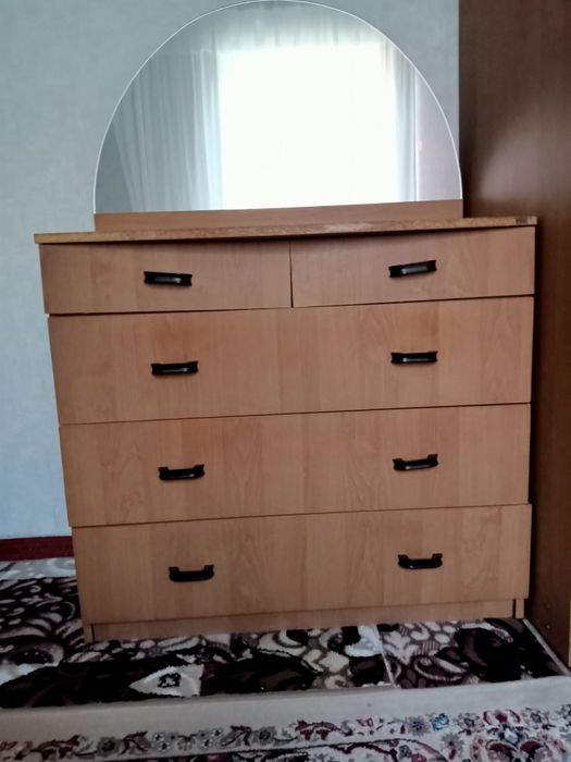 Мебель для спальной